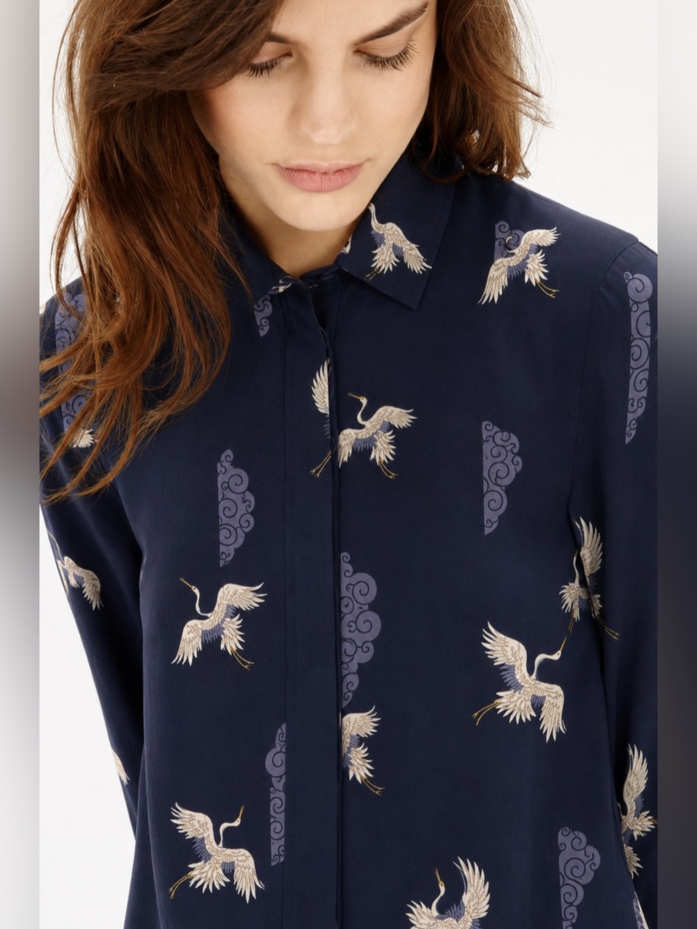 T Tahari Navy Crane-Print Button Front Botton Down Shirt/Blouse, size XS
